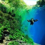 flutuacao_na_lagoa_misteriosa_-_marcelo_krause (1)