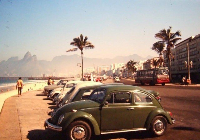 rj -------- O Arpoador e Praia de ipanema em 1971