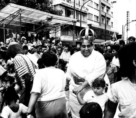 Curitiba mandou o seu Rei Momo para o Rio de Janeiro em 1987<BR><BR>