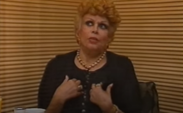 Aos 87 anos Dercy Gonçalves se apresentava em Curitiba em 1994