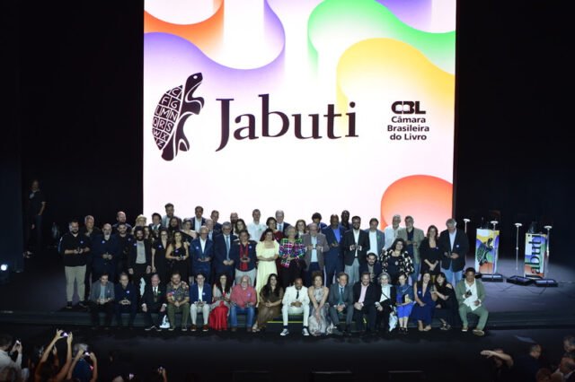 Livro de Miguel Krigsner do Grupo Boticário vence o Prêmio Jabuti 2025